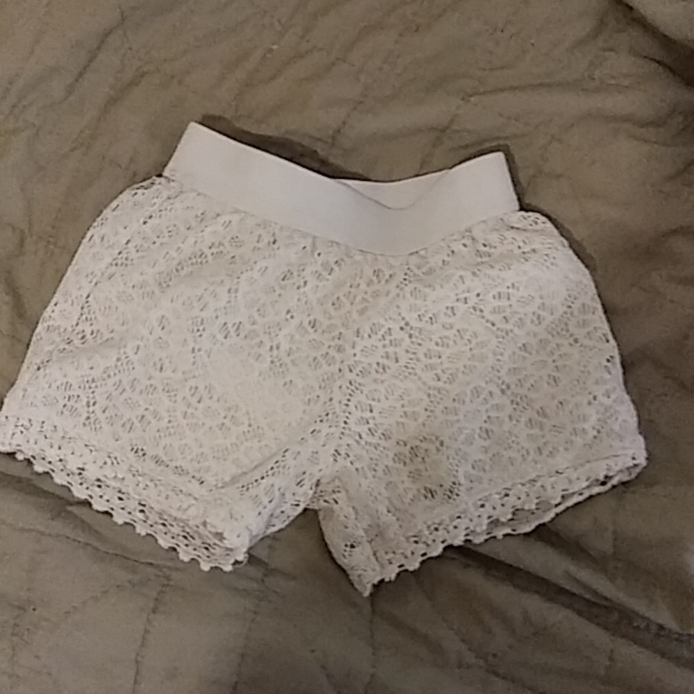 Toddler lace shorts